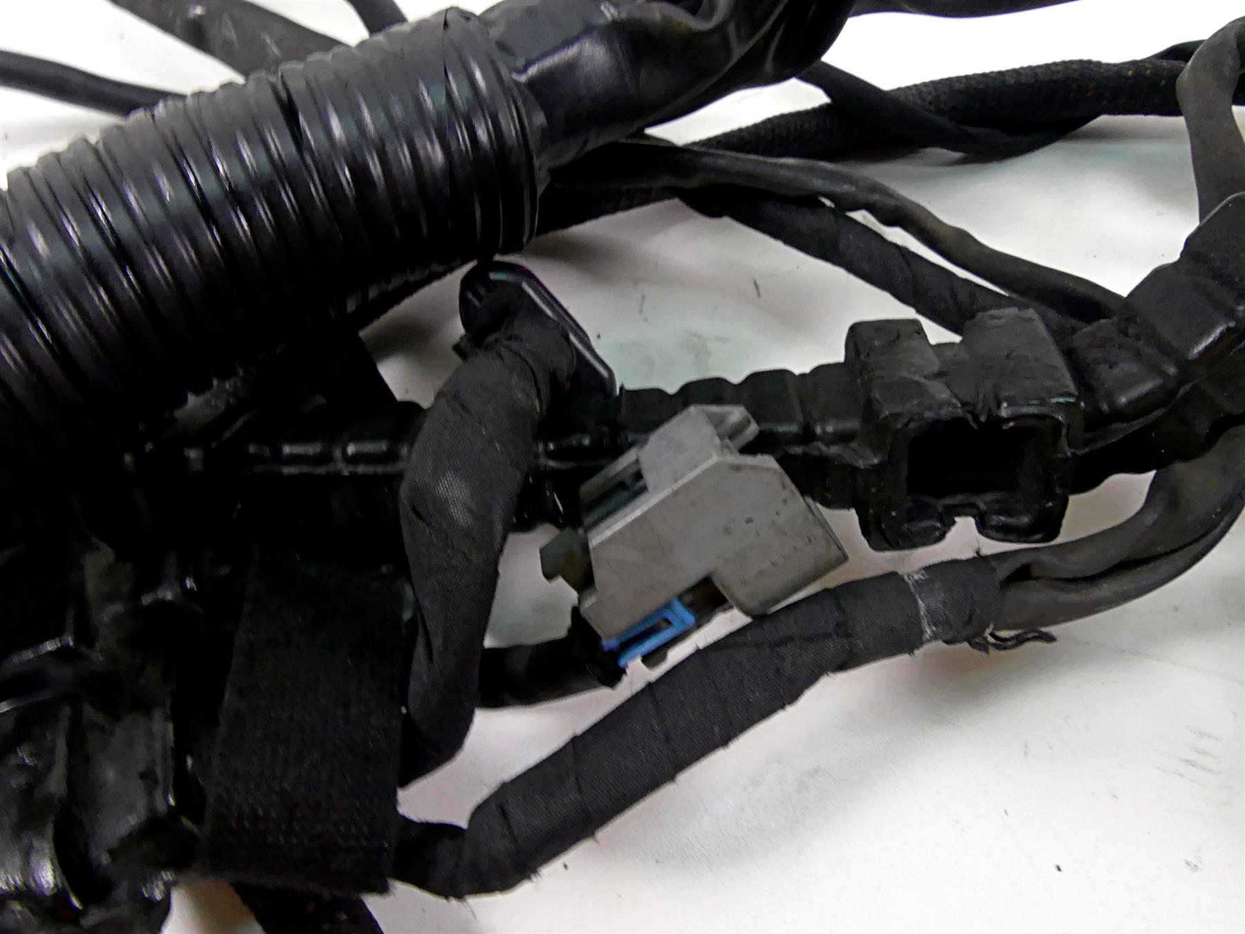 2014 Harley Dyna FXDB Street Bob Main Wiring Harness Loom Non-Abs 71072-12A {{ shop.shopifyCountryName }} - Mototech271