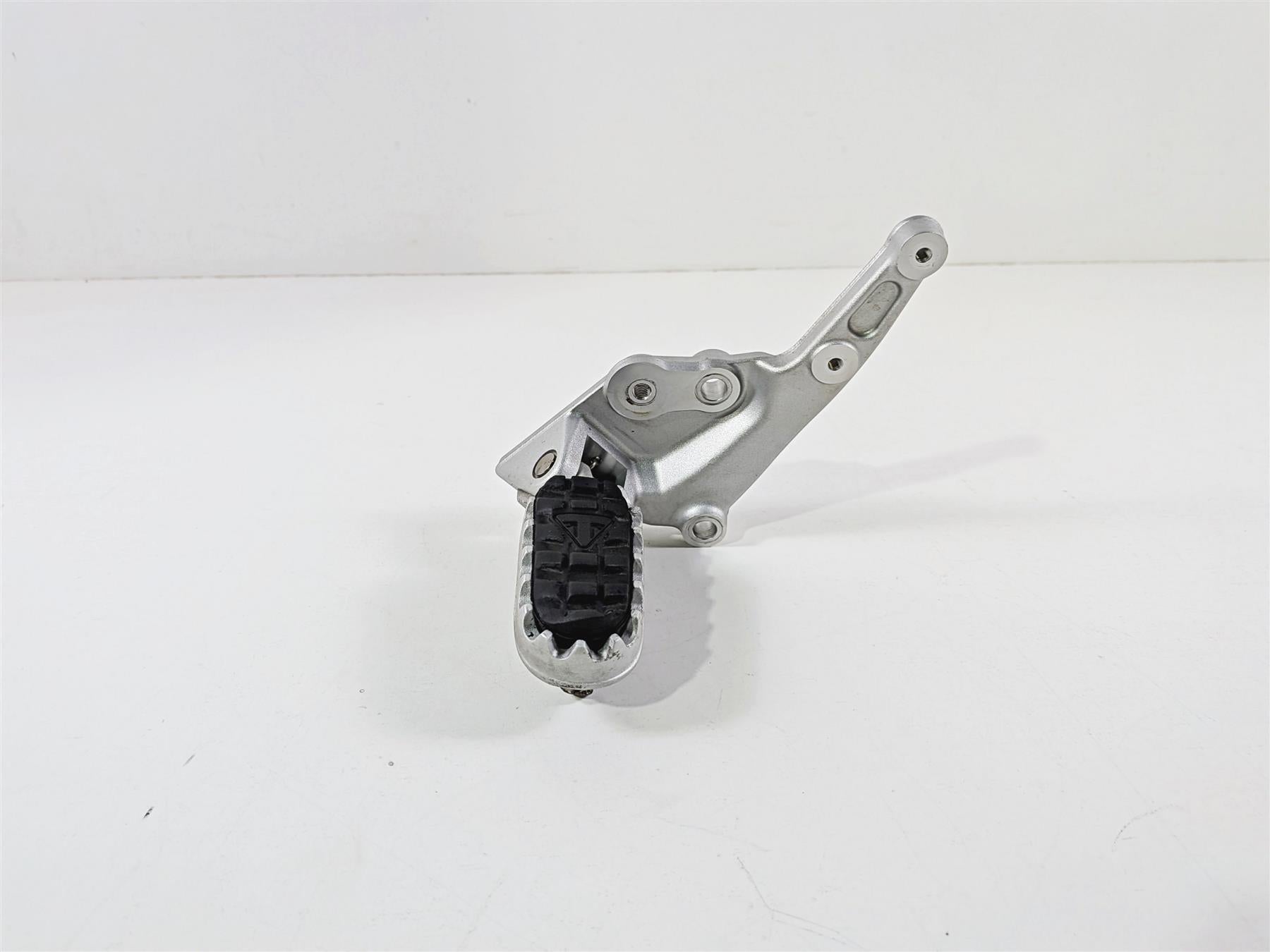 2022 Triumph Tiger 900 GT Pro Left Front Foot Peg & Mount T2082204 {{ shop.shopifyCountryName }} - Mototech271