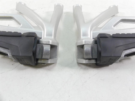 2017 BMW R1200GS GSW K50 Rear Passenger Footpeg Set 46718526741 46718526742 {{ shop.shopifyCountryName }} - Mototech271