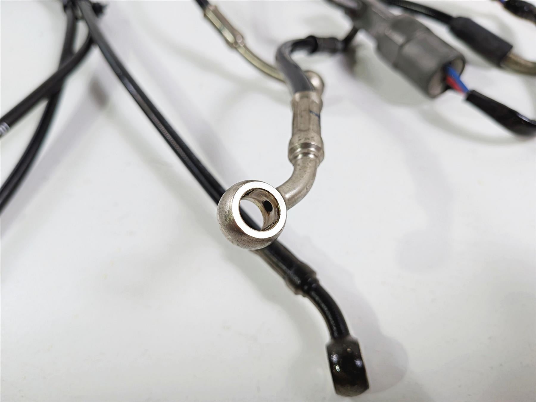 2022 Triumph Tiger 900 GT Pro Front Rear Abs Brake Line Set T2023442 T2023445 {{ shop.shopifyCountryName }} - Mototech271