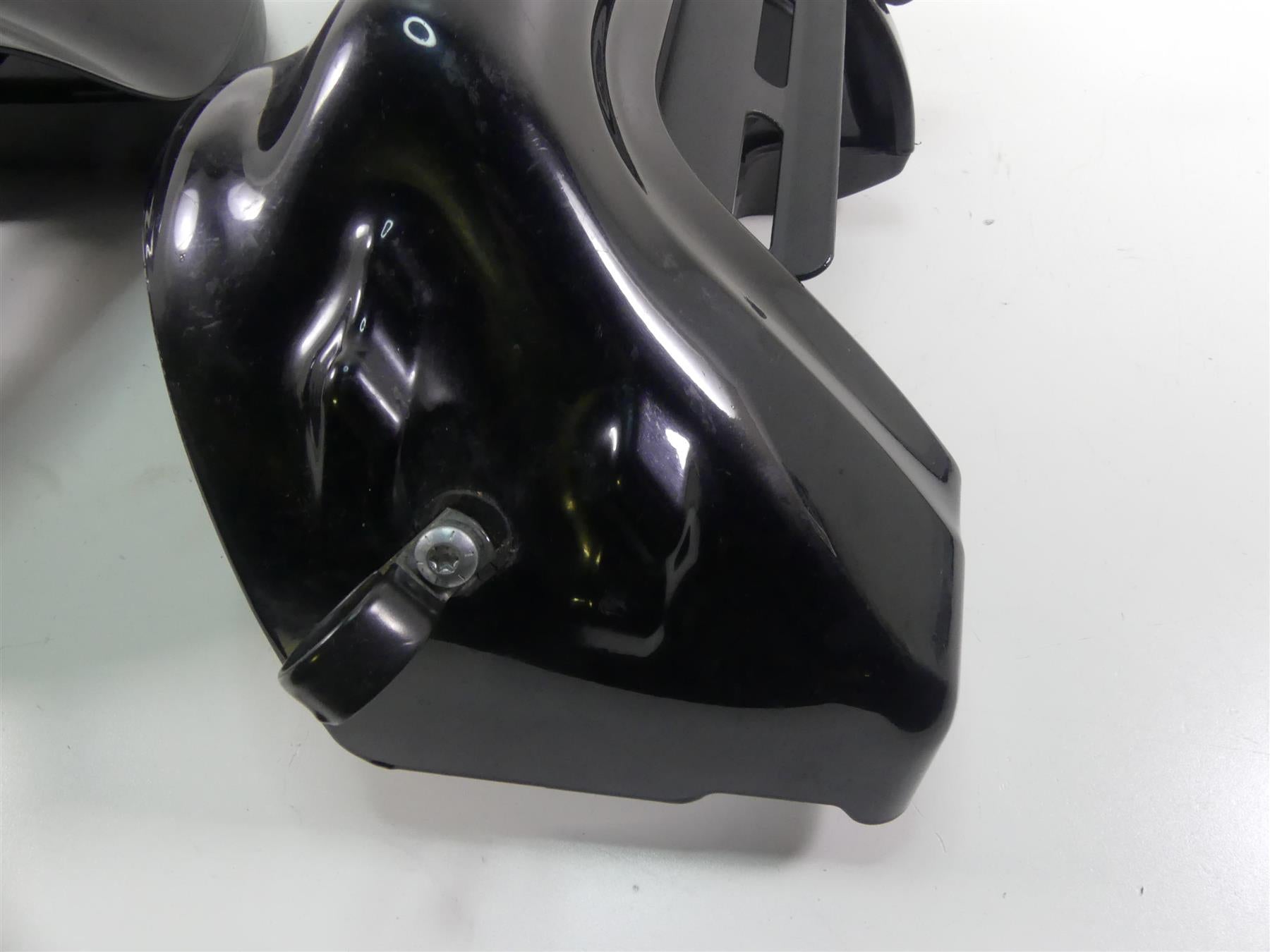 2009 Harley FLHTCU SE4 CVO E-Glide Lower Leg Fairing Storage Cover Set 58816-05A {{ shop.shopifyCountryName }} - Mototech271