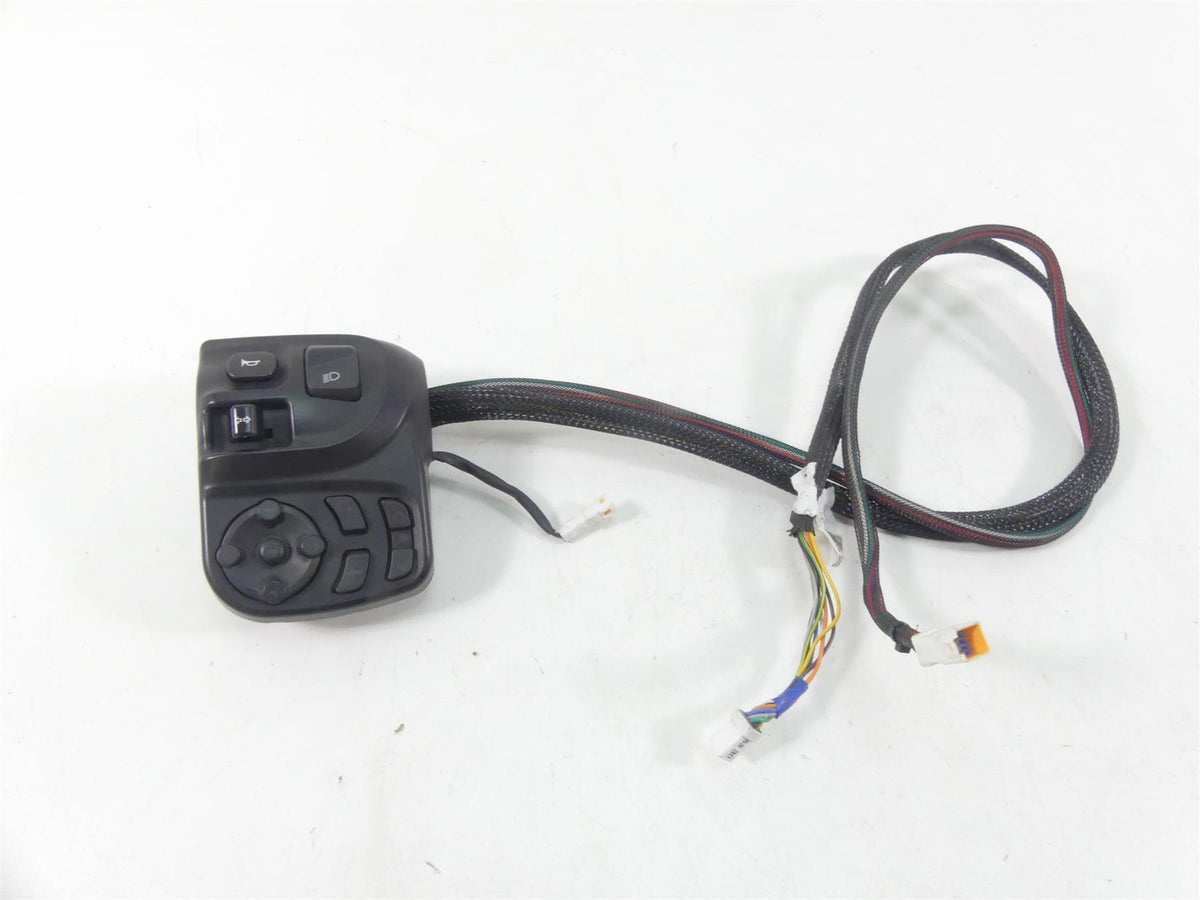 2016 Indian Chieftain Dark Horse Left Blinker Audio Control Switch 4015197-067 {{ shop.shopifyCountryName }} - Mototech271