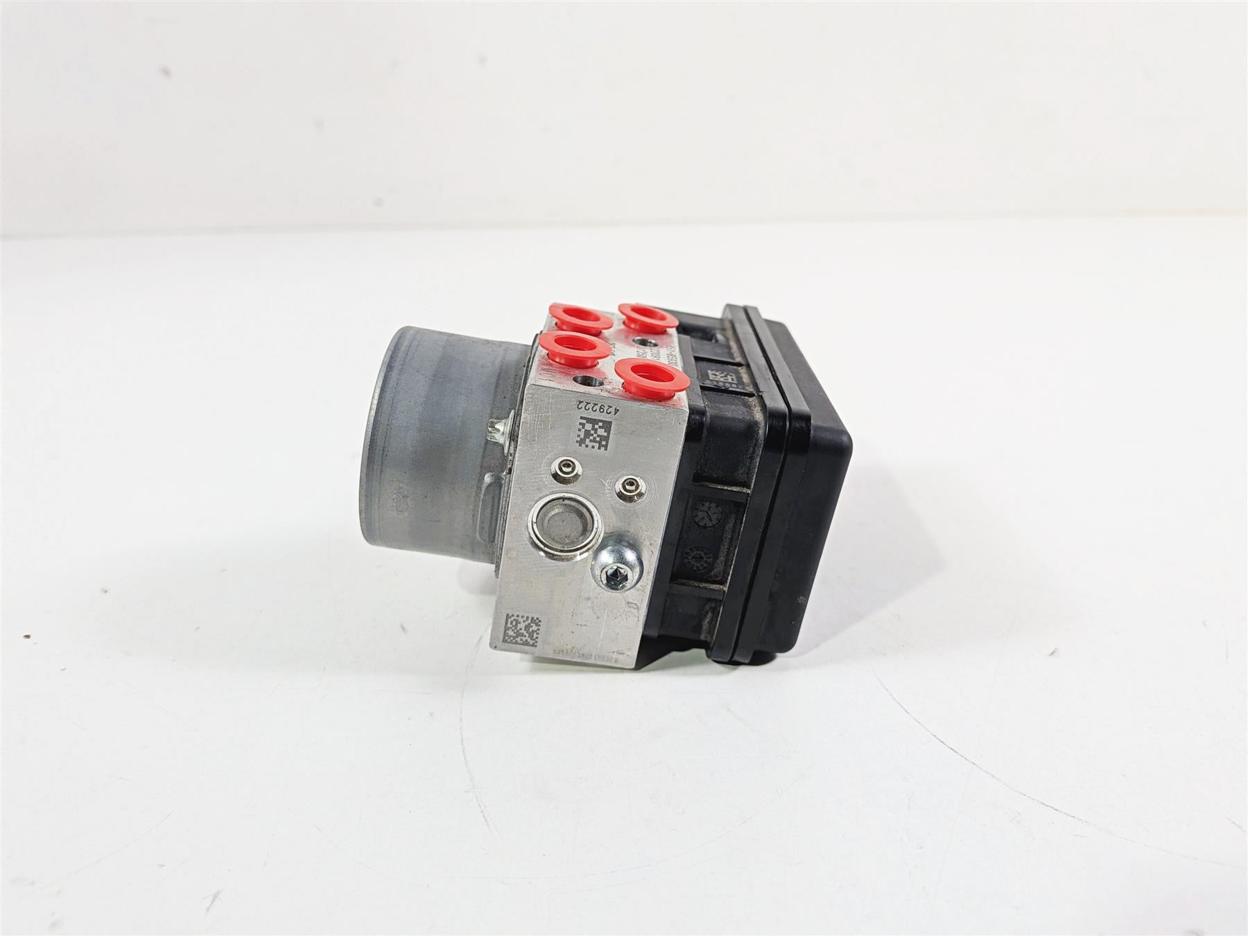 2023 Yamaha MT10 MTN1000 Abs Brake Pump Unit Module B5Y-85930-00 {{ shop.shopifyCountryName }} - Mototech271