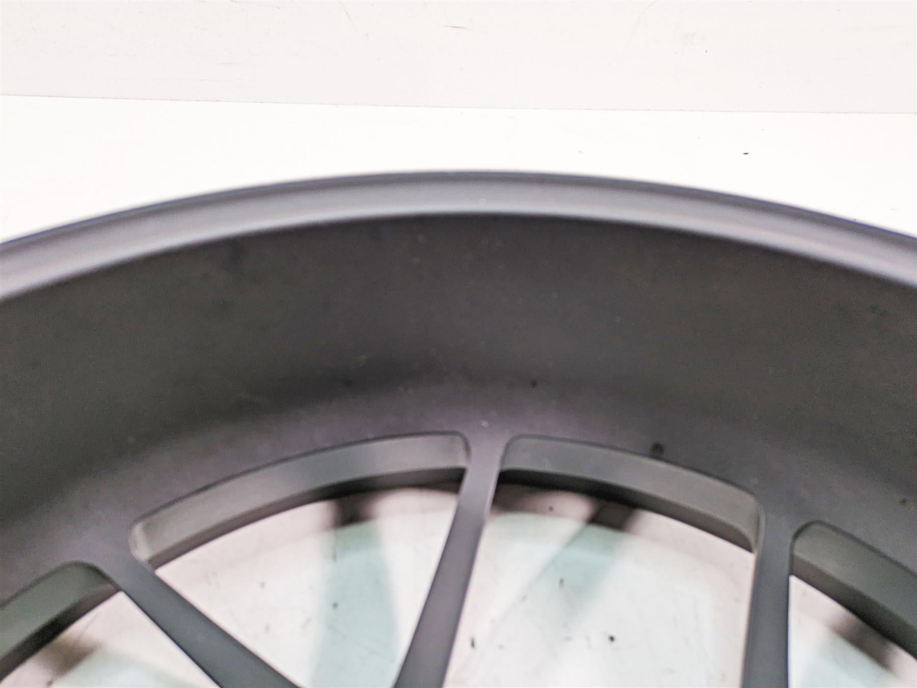 2013 MV Agusta F3 675 ERA Straight 17x5.5 Rear Wheel Rim 80A0B4444 {{ shop.shopifyCountryName }} - Mototech271