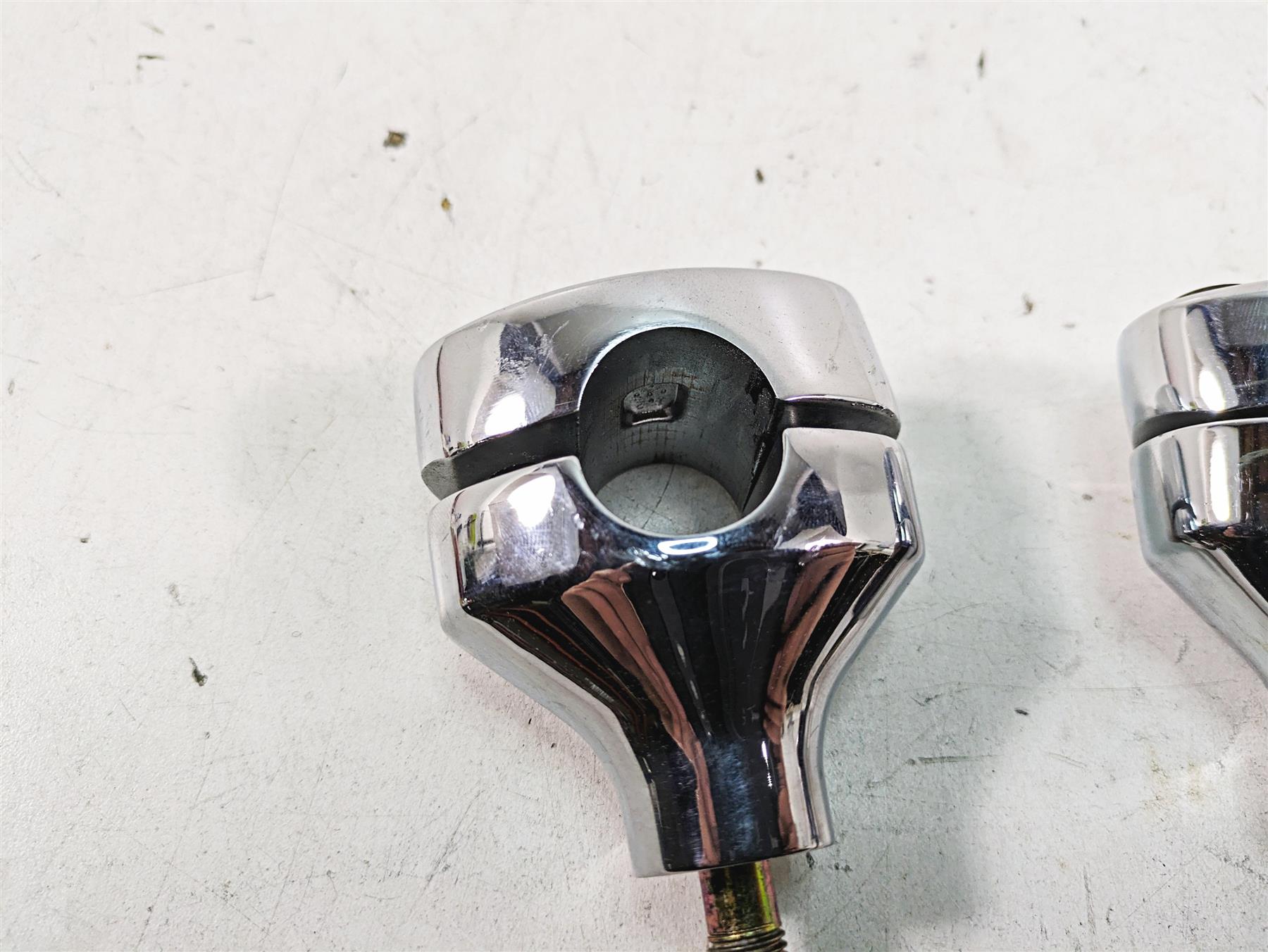 1997 Kawasaki VN1500 Vulcan Handlebar Risers Chrome Mounts 46012-1272 {{ shop.shopifyCountryName }} - Mototech271