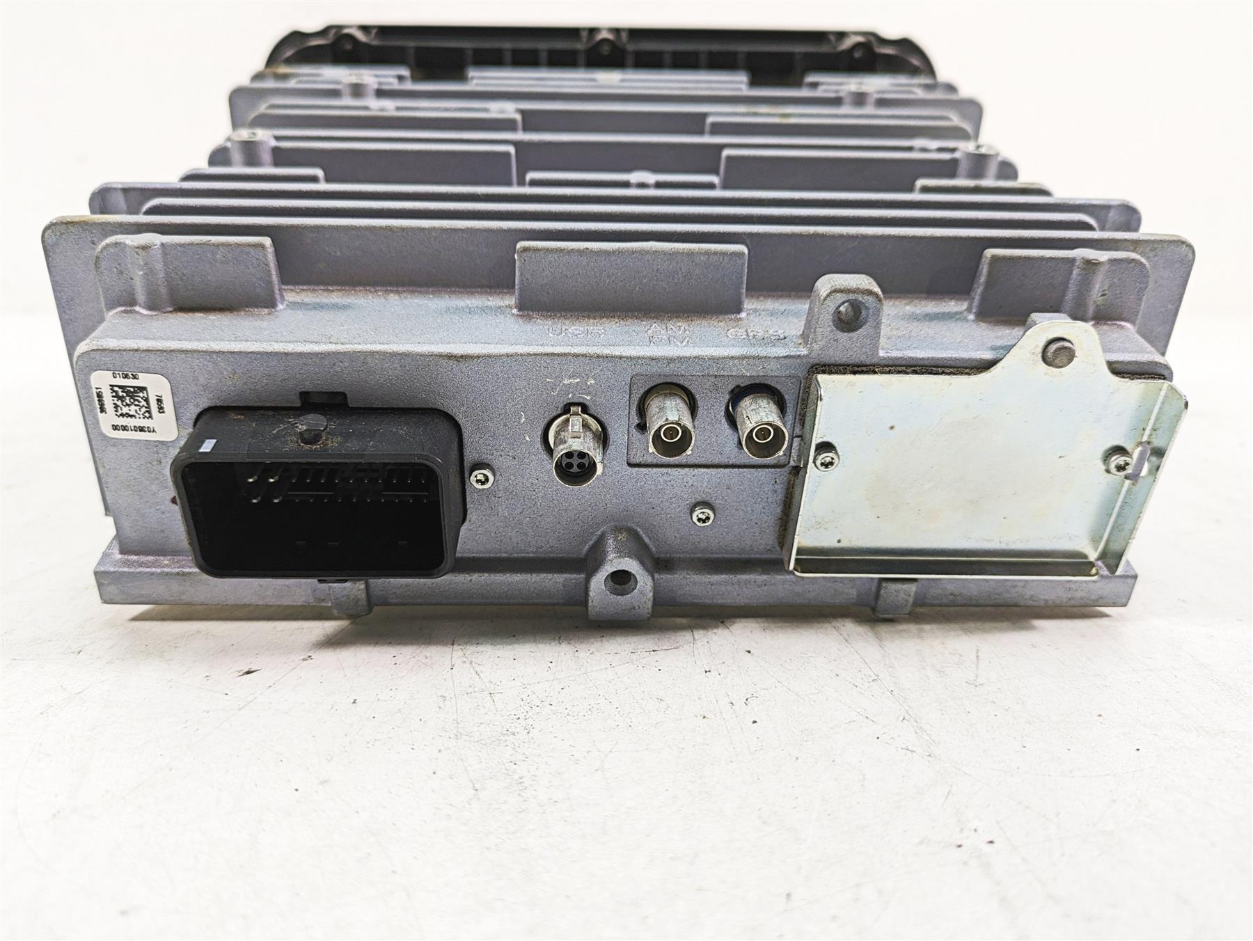 2020 Harley Touring FLHX Street Glide Harman Boom Box Gts Radio Amp 76000783A {{ shop.shopifyCountryName }} - Mototech271