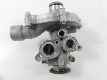 2019 Triumph Street Triple 765R Oil & Water Pump Assembly Set T1210292 {{ shop.shopifyCountryName }} - Mototech271