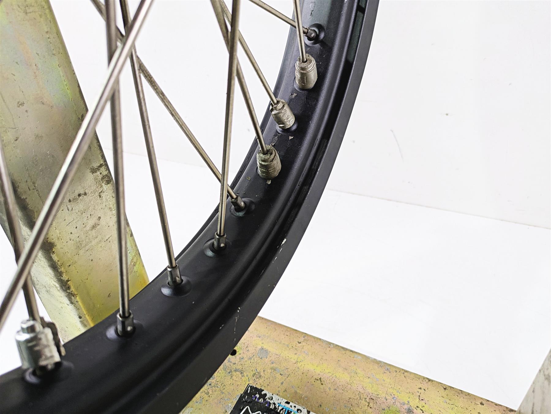 2020 KTM 1290 Super Adventure R Front Wheel Rim 21X2.5 - Dent 6030900124433A {{ shop.shopifyCountryName }} - Mototech271