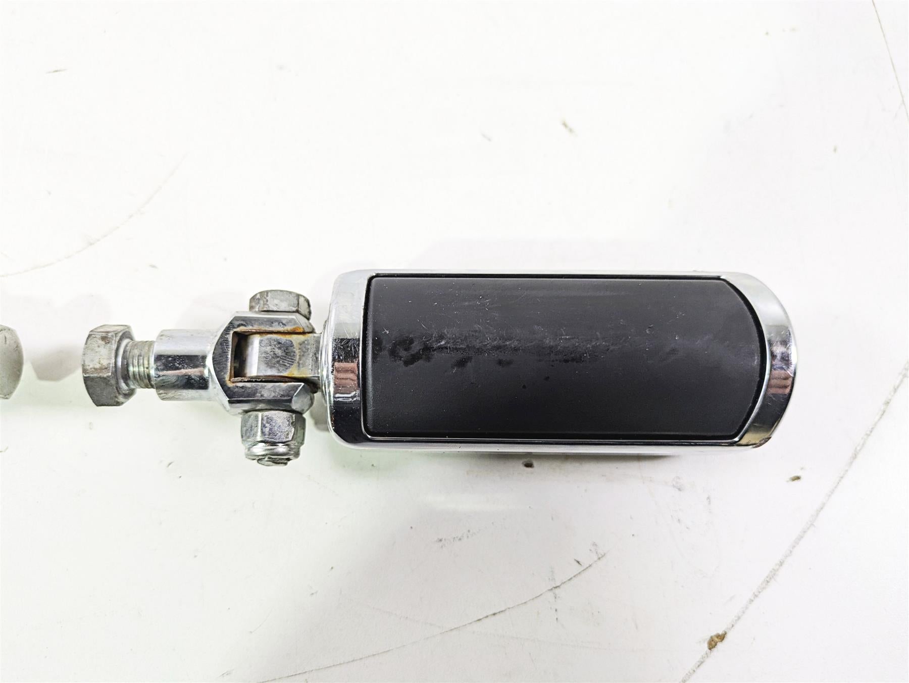 2004 Harley Softail FLSTF Fat Boy Willie G Skull Highway Foot Peg Set 50370-04 {{ shop.shopifyCountryName }} - Mototech271