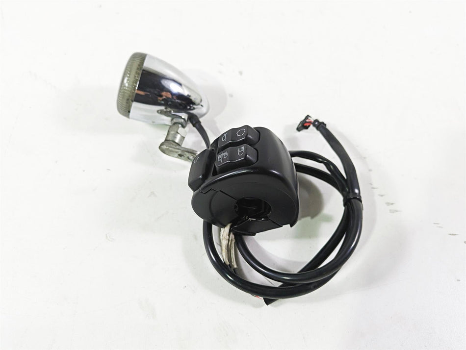 2017 Harley Dyna FXDB Street Bob Left Control Switch & Blinker -READ 71500372A {{ shop.shopifyCountryName }} - Mototech271