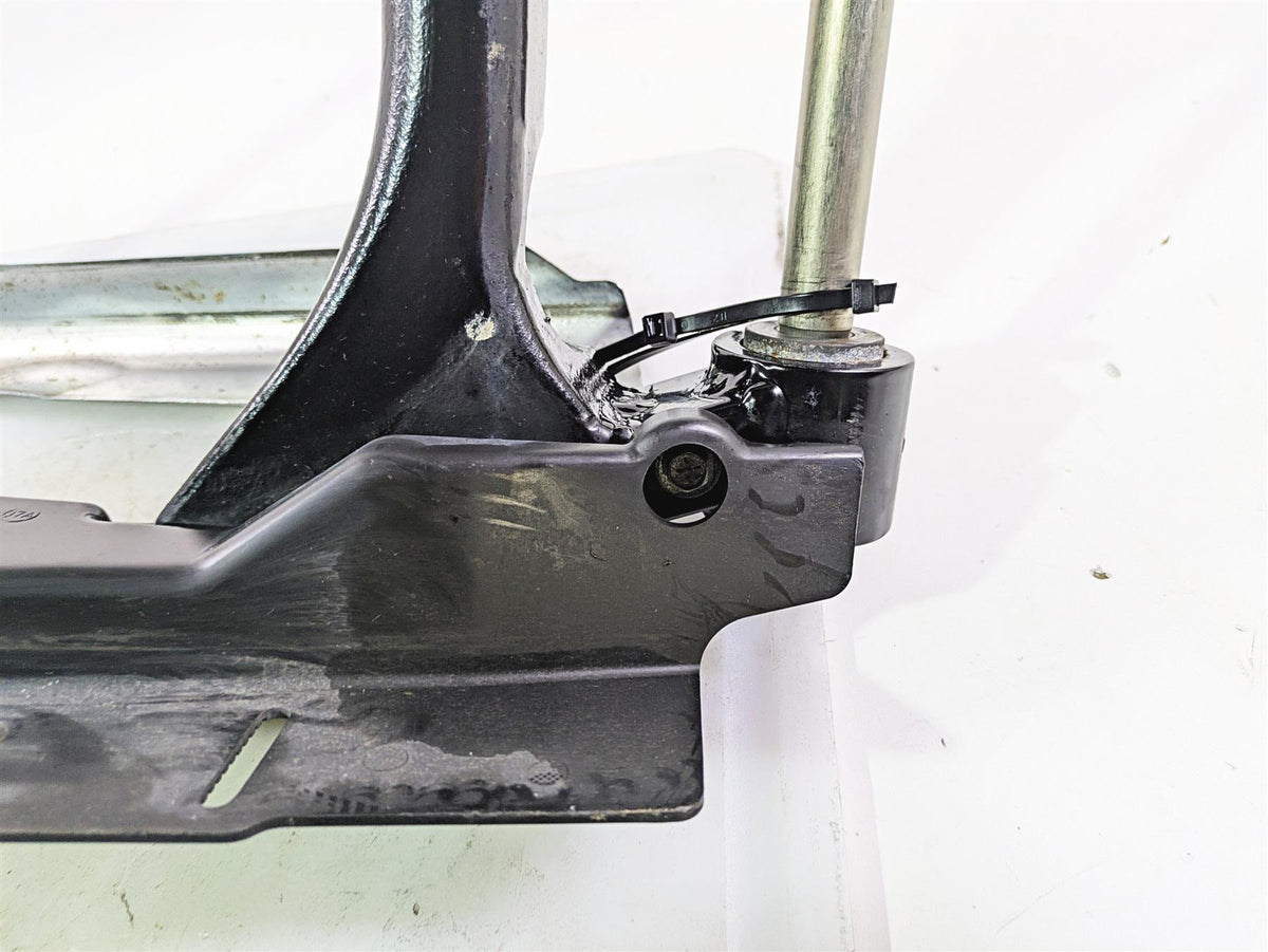 2015 Harley FXDF Dyna Fat Bob Rear Swingarm & Belt Guards 47820-10 {{ shop.shopifyCountryName }} - Mototech271