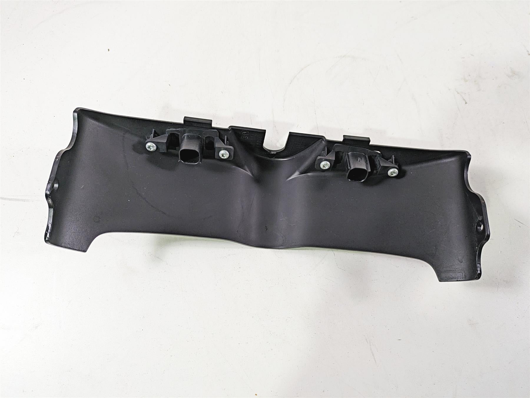 2020 Harley Touring FLHT Electra Glide Ignition Switch Panel Fairing 70900392BYM {{ shop.shopifyCountryName }} - Mototech271