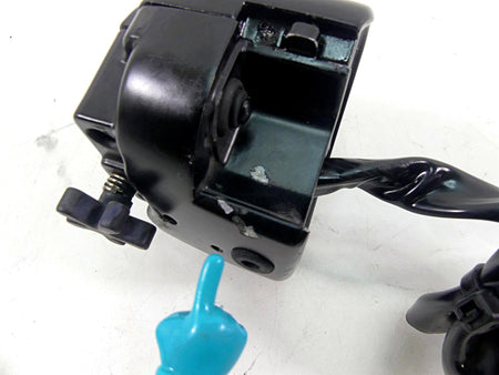 2015 Harley VRSCF Muscle V-Rod Right Hand Control Switch - Read 71684-06A {{ shop.shopifyCountryName }} - Mototech271