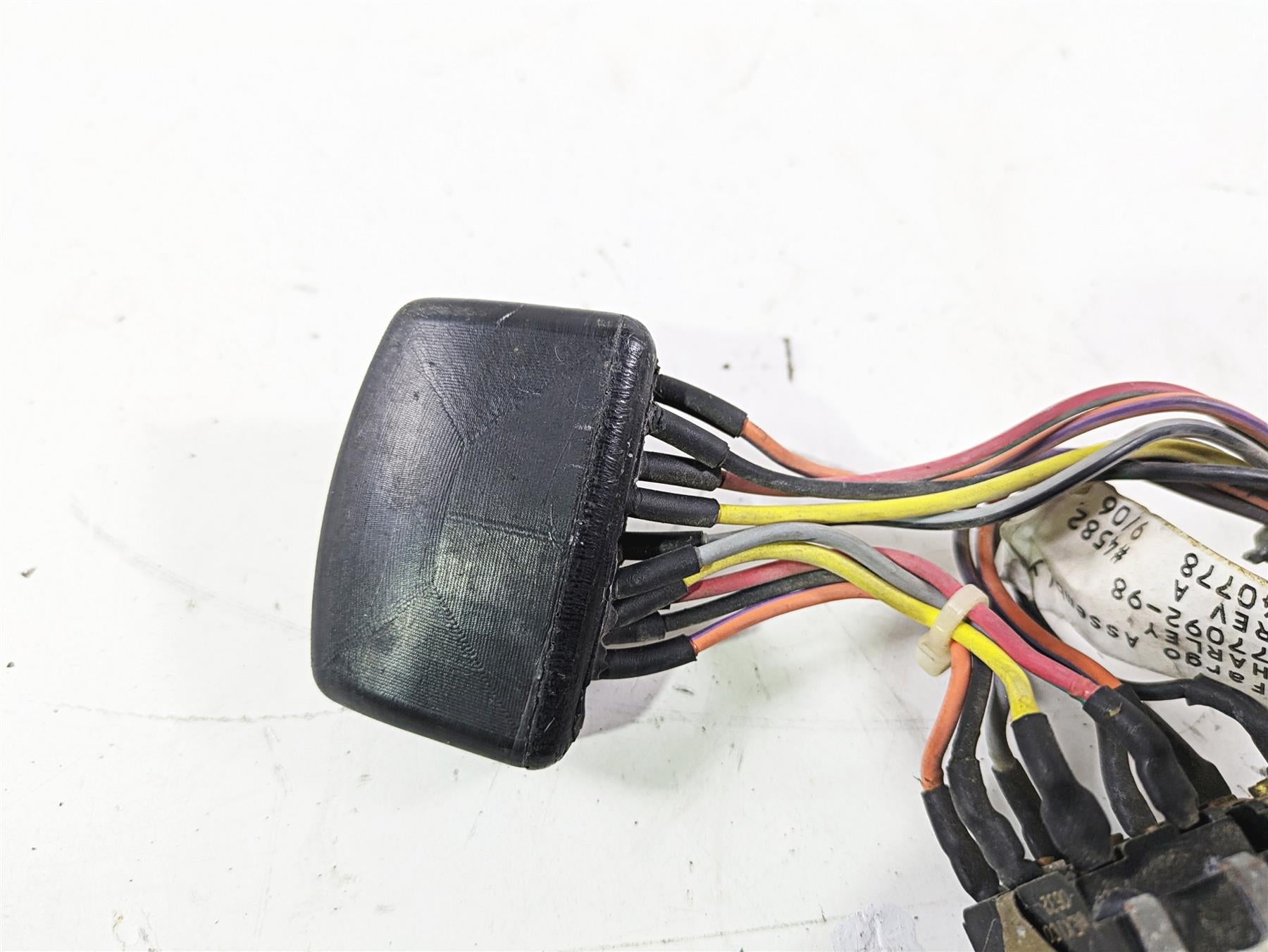 2007 Harley Touring FLHTCU SE CVO E-Glide Auxiliary Switch Set 70290-07 {{ shop.shopifyCountryName }} - Mototech271