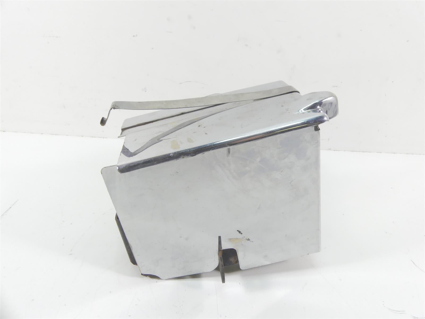 1978 Harley XLH1000 Sportster Ironhead Battery Holder Bracket Cover 66379-67