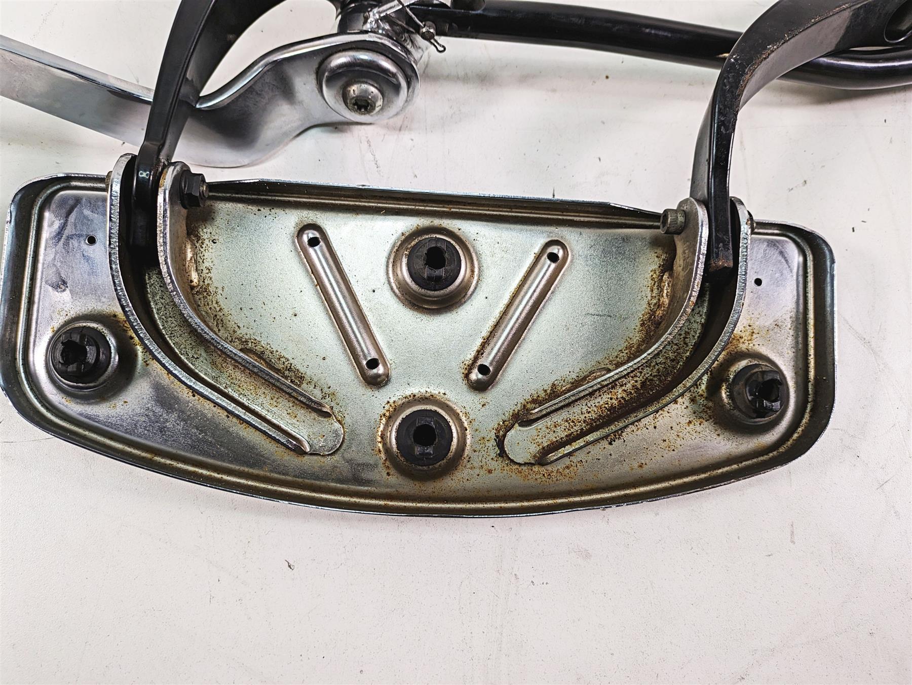 2012 Harley FLD Dyna Switchback Right Floorboard & Brake Pedal Set 54172-12 {{ shop.shopifyCountryName }} - Mototech271