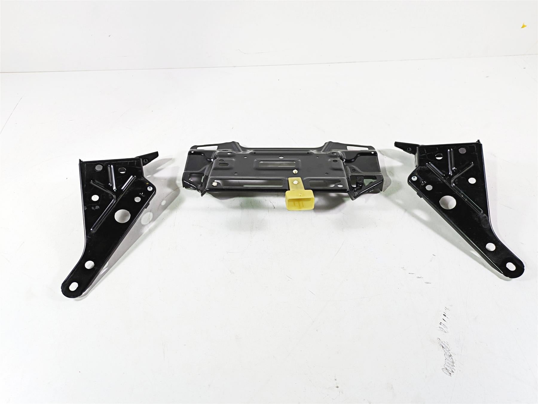 2020 Harley Touring FLHT Electra Glide Front Fairing Mounting Hardware 57000169A {{ shop.shopifyCountryName }} - Mototech271