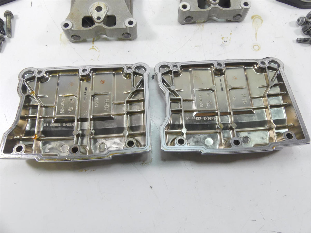 2002 Harley Softail FXSTDI Deuce Chrome Rocker Arm Box Cover Set 17543-99 {{ shop.shopifyCountryName }} - Mototech271