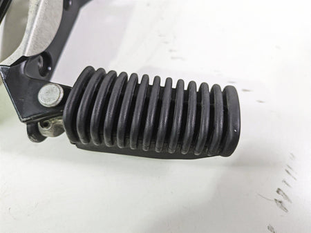 2004 BMW R1150GS R21 Passenger Footpeg Foot Peg Set 46712314761 46712314762 {{ shop.shopifyCountryName }} - Mototech271