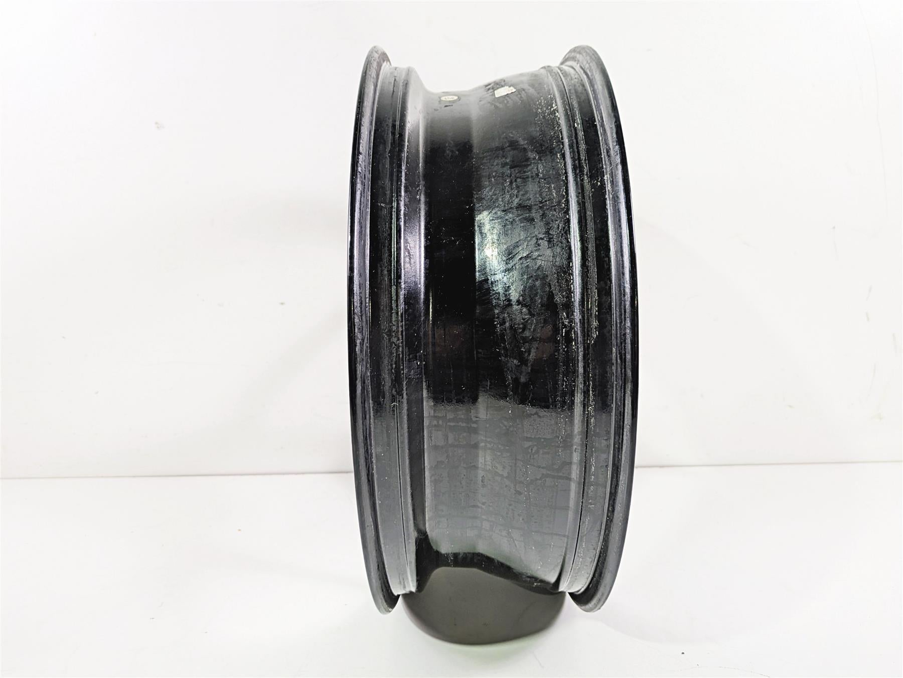 2022 Ducati Hypermotard 950 Rear Wheel Rim 17x5.5 Straight 50212071AA {{ shop.shopifyCountryName }} - Mototech271