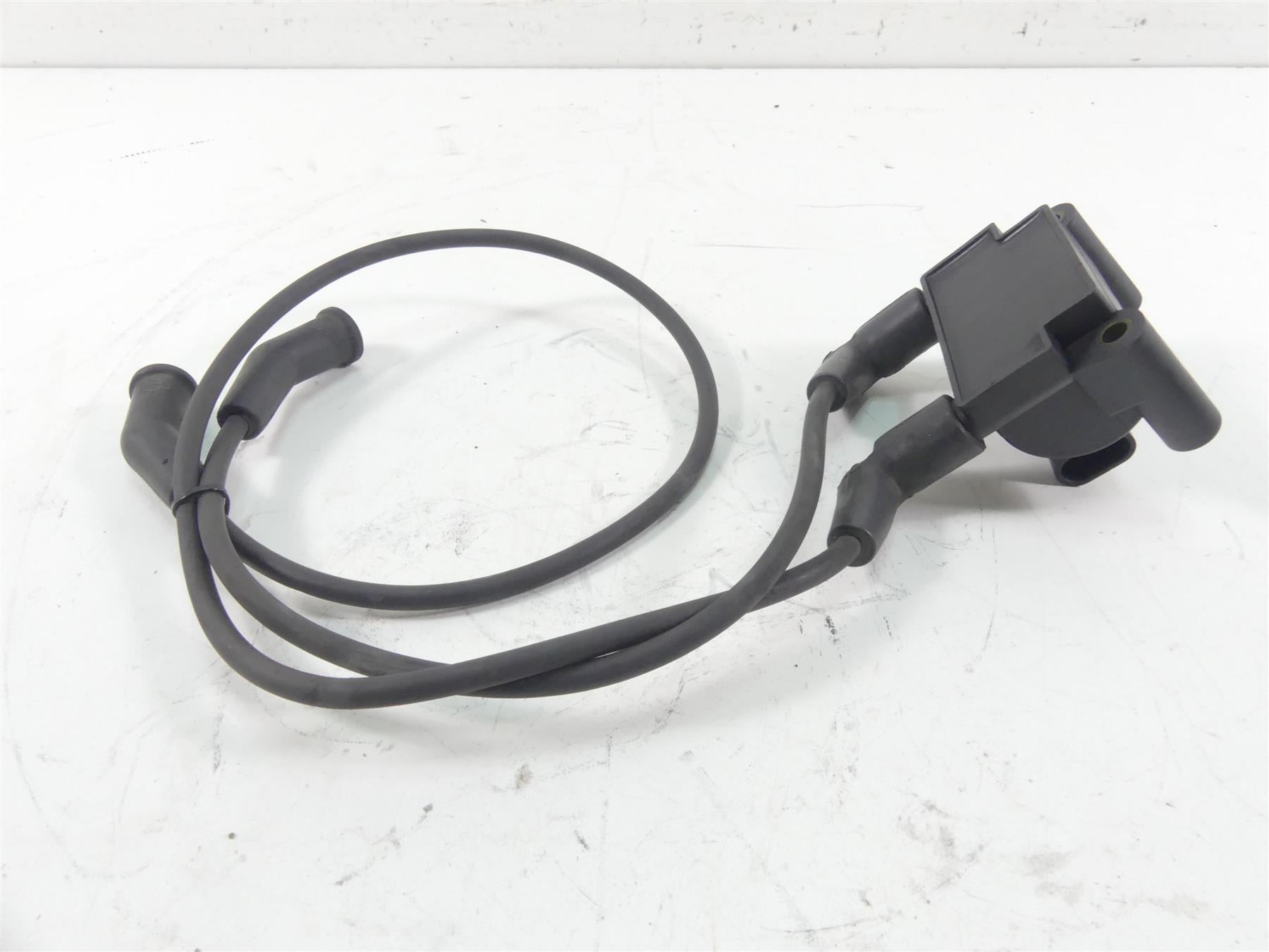 2011 Harley Touring FLTRU Road Glide Delphi Ignition Coil Wires Plugs 31696-07A {{ shop.shopifyCountryName }} - Mototech271
