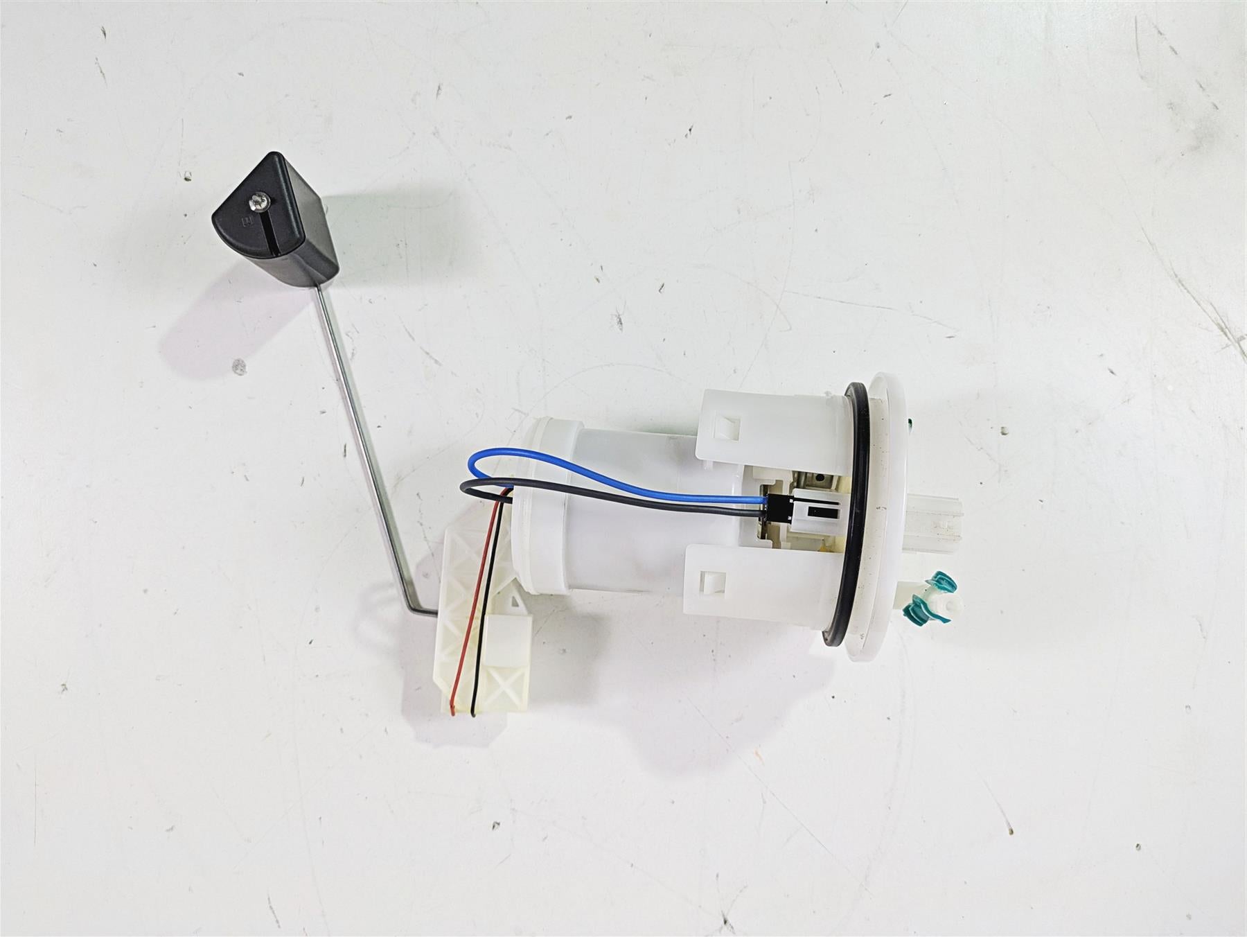 2025 Honda CBR600RR Fuel Gas Petrol Pump 16700-MFJ-D03 {{ shop.shopifyCountryName }} - Mototech271