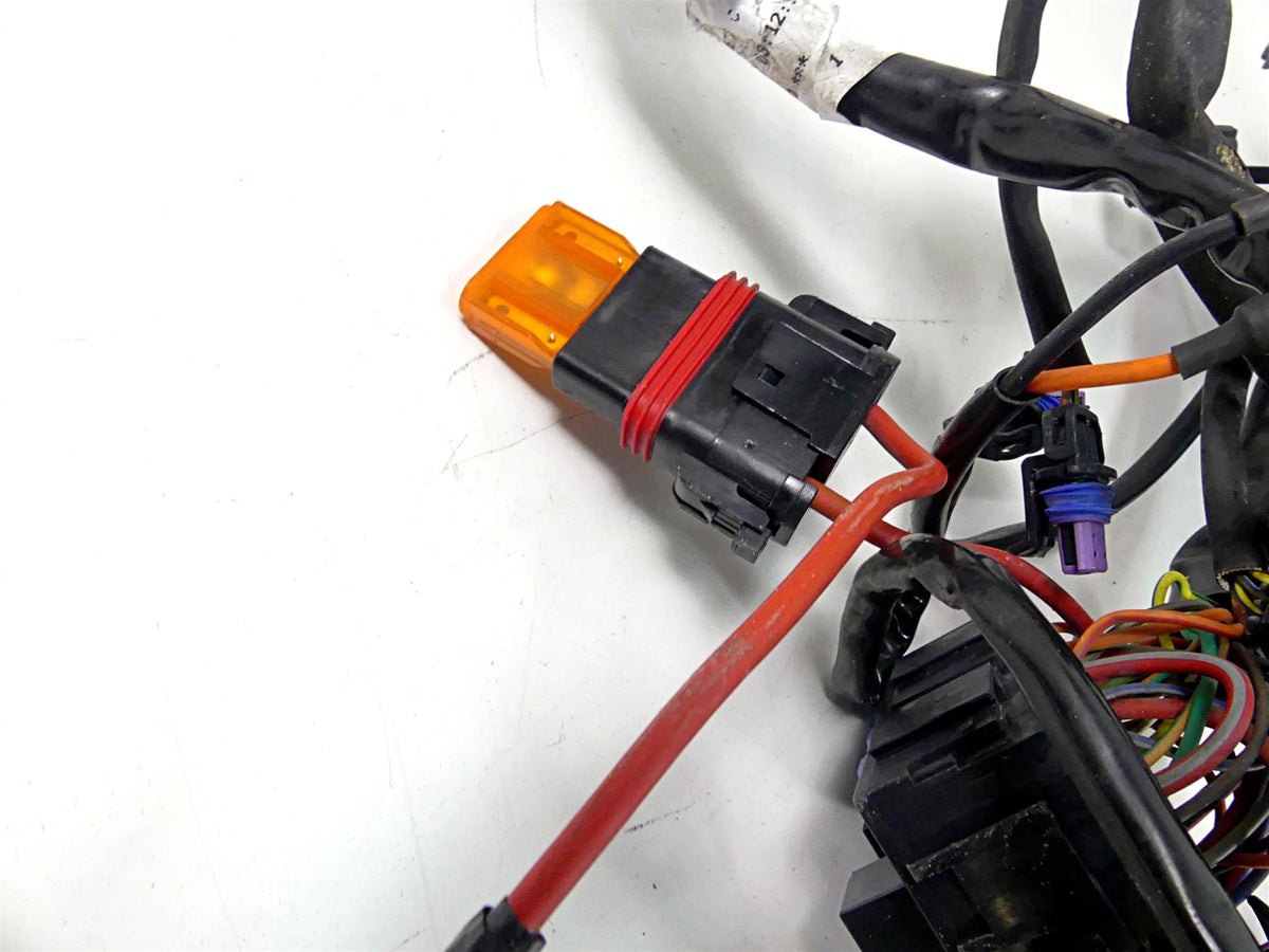 2010 Harley Touring FLHRC Road King Main Abs Wiring Harness - No Cuts 70120-10A {{ shop.shopifyCountryName }} - Mototech271