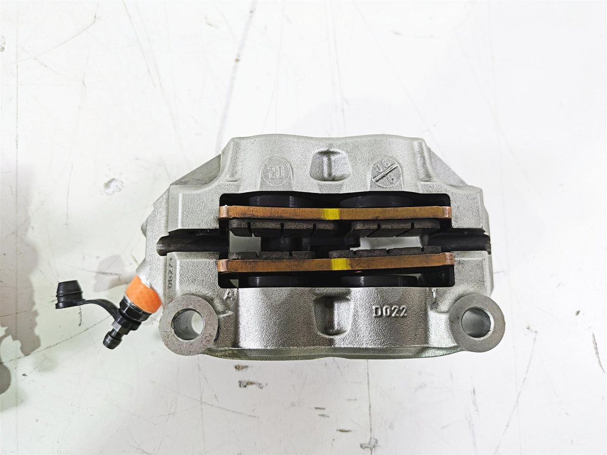 2020 Triumph Daytona 765 Moto2 Nice 100mm Brembo Front Brake Calipers T2028922 {{ shop.shopifyCountryName }} - Mototech271