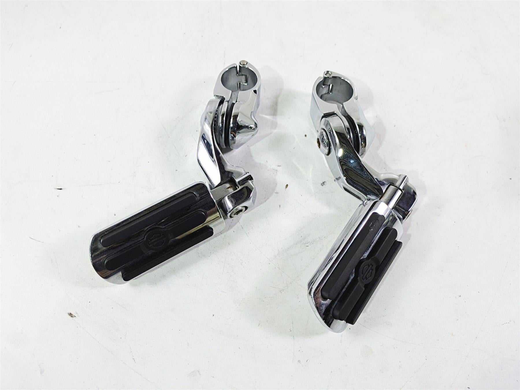 2011 Harley Touring FLHTCUSE CVO E-Glide Chrome Highway Foot Peg Rest Set {{ shop.shopifyCountryName }} - Mototech271