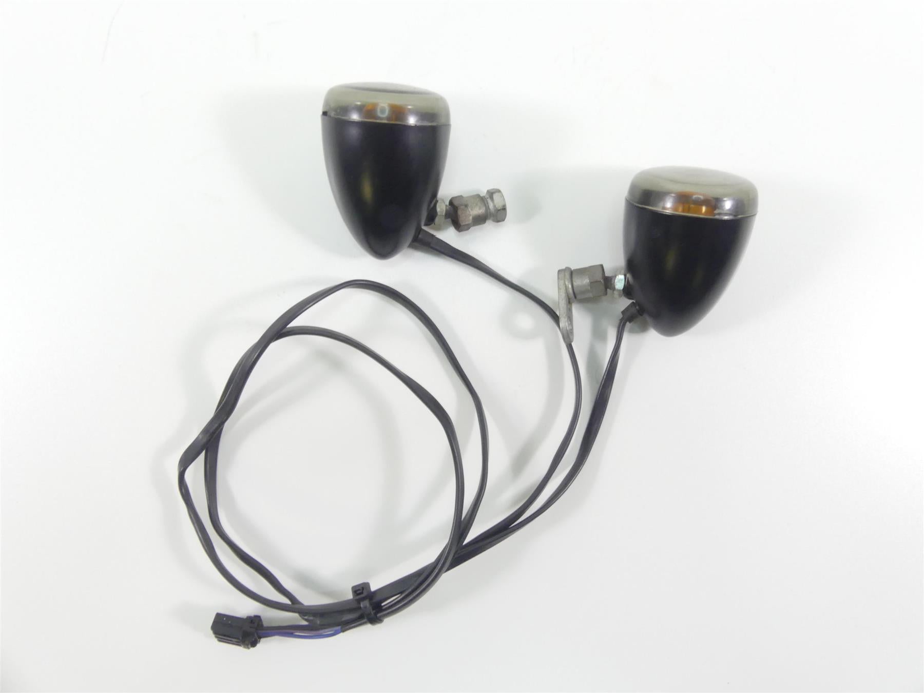 2008 Harley Softail FLSTSB Cross Bones Front Turn Signal Set -Read 68804-06 {{ shop.shopifyCountryName }} - Mototech271