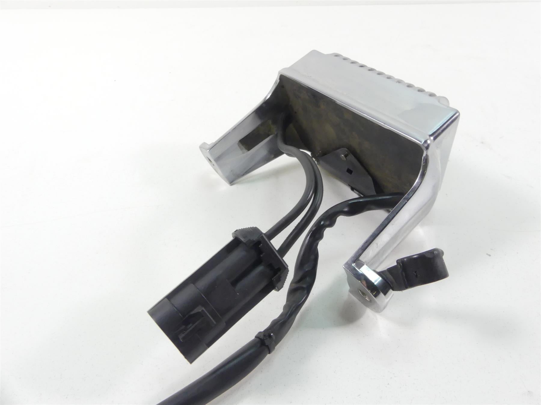 2004 Harley FLHTC SE CVO Electra Glide Rectifier Voltage Regulator 74622-04 {{ shop.shopifyCountryName }} - Mototech271