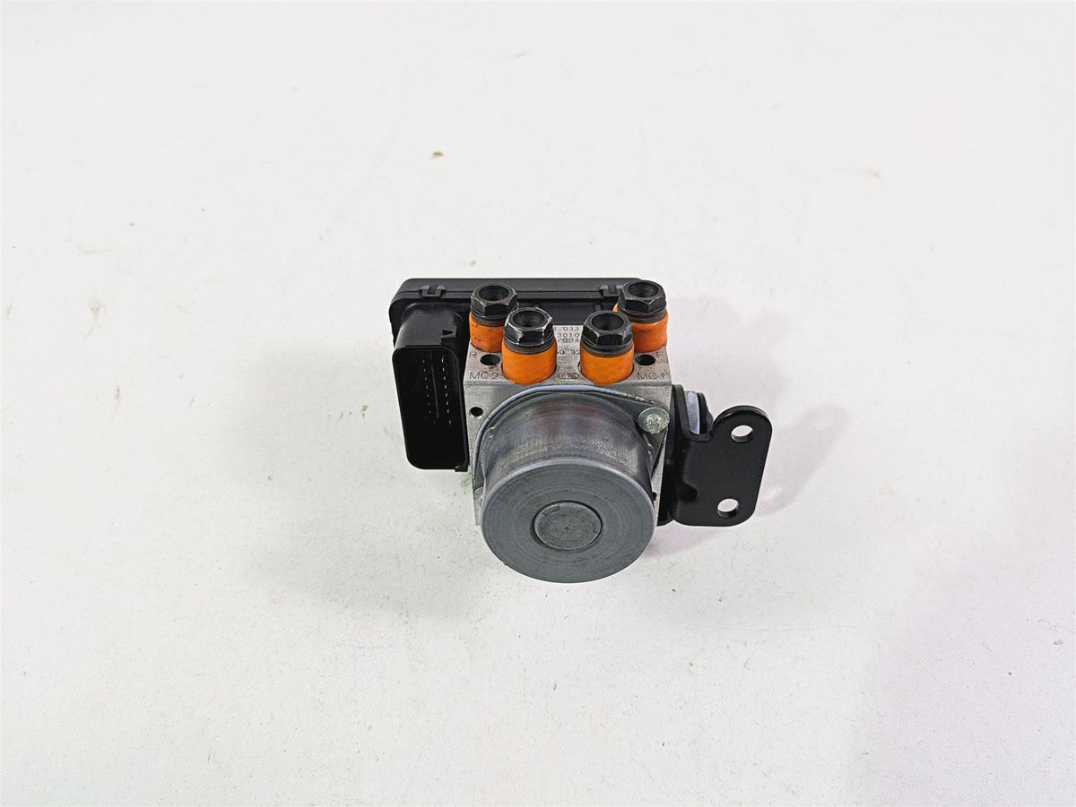2013 Ducati Hypermotard 821 SP Abs Brake Pump Module 54240402A 54240331B {{ shop.shopifyCountryName }} - Mototech271