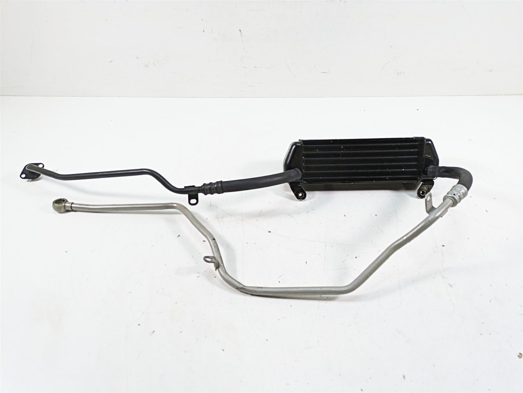 2007 BMW R1200GS K255 Adv Oil Cooler & Lines - Read 17217703608 {{ shop.shopifyCountryName }} - Mototech271