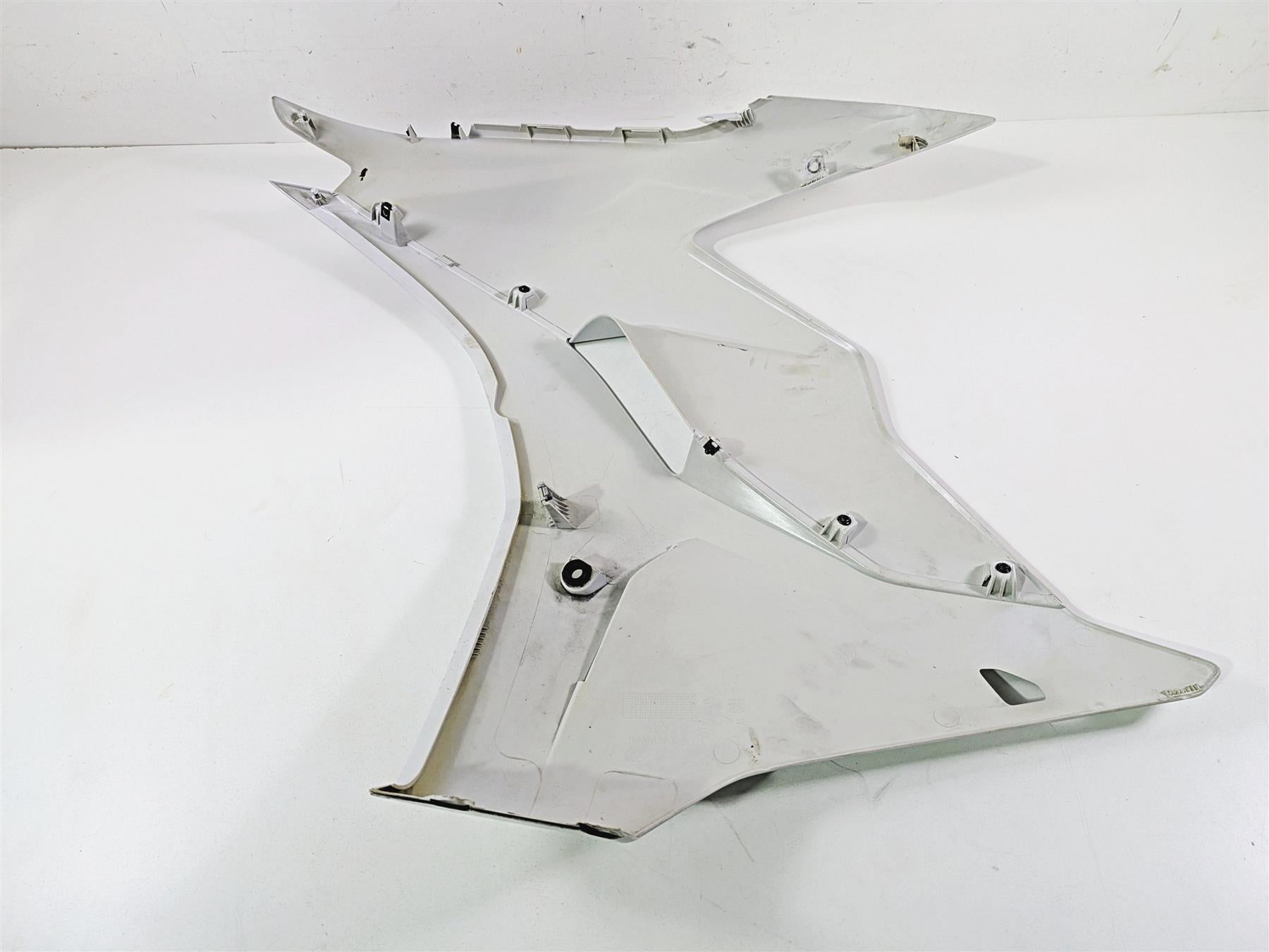 2019 Ducati Supersport 939 S Right Main Fairing Cover Set 48018821B 48018831B {{ shop.shopifyCountryName }} - Mototech271