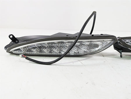 2018 Indian Chieftain Limited Front Blinker Turn Signal Set R 2412456 L 2412455 {{ shop.shopifyCountryName }} - Mototech271
