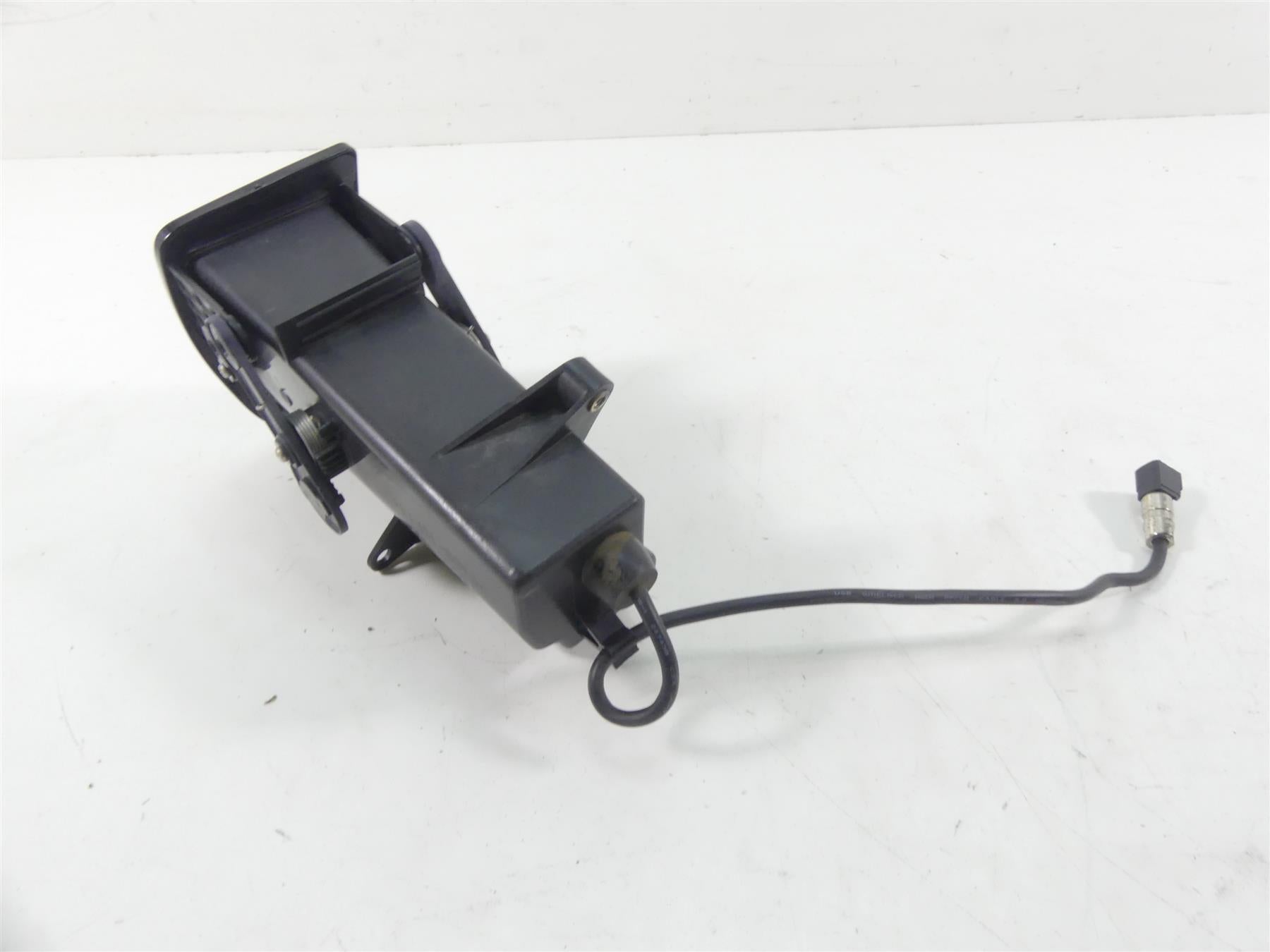 2014 Harley Touring FLHXS Street Glide Sp Front Fairing Compartment Box 76000107 {{ shop.shopifyCountryName }} - Mototech271