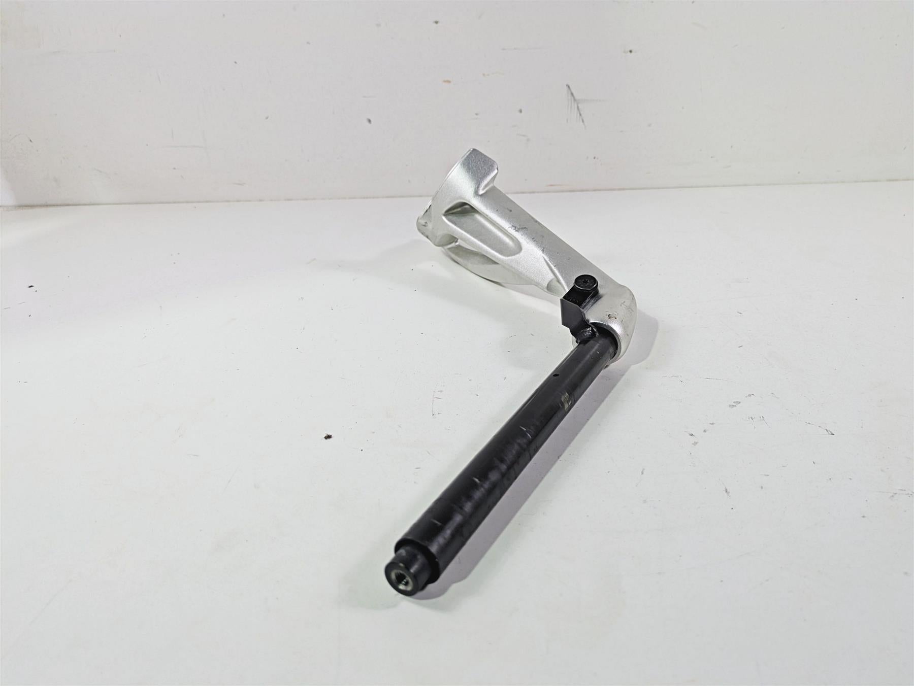 2014 BMW K1600 GTL K48 Right Handlebar Handle Bar Steering 32717728286 {{ shop.shopifyCountryName }} - Mototech271