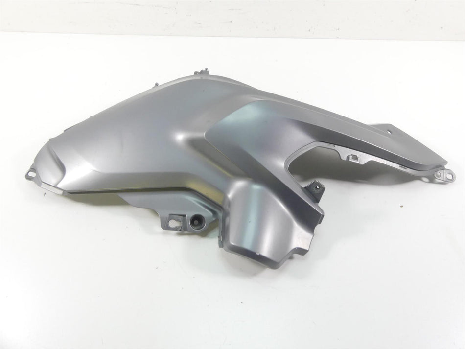 2013 BMW R1200GS GSW K50 Right Tank Side Fairing Cover Cowl 46638533680 {{ shop.shopifyCountryName }} - Mototech271