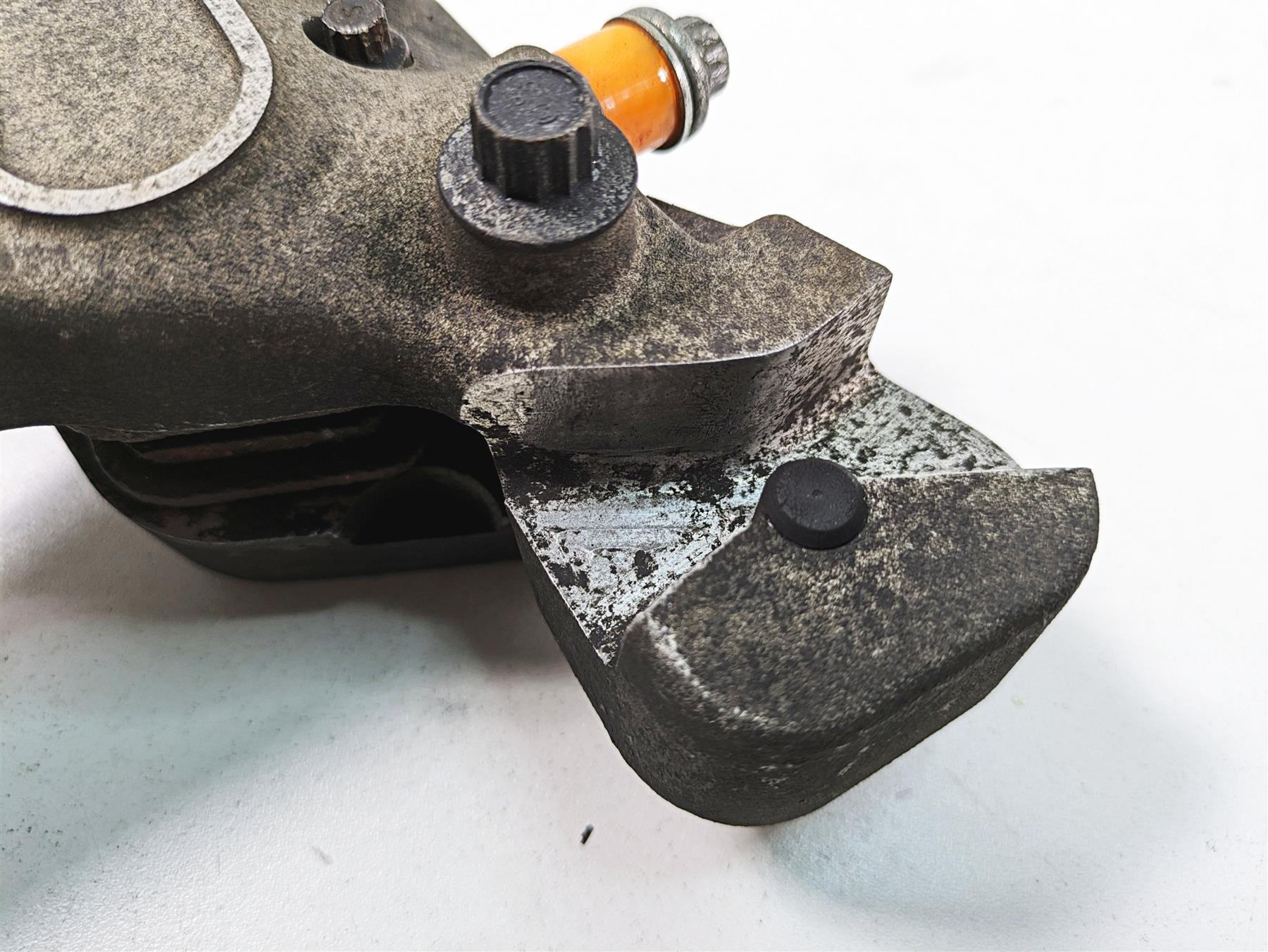 2005 Harley Touring FLHTCUI Electra Glide Rear Brake Caliper & Bracket 44080-02C {{ shop.shopifyCountryName }} - Mototech271