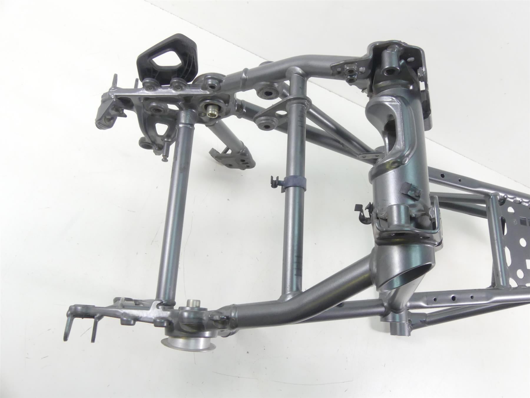 2016 BMW R1200GS K50 Straight Main Frame Chassis - Slvg 46519444970 {{ shop.shopifyCountryName }} - Mototech271