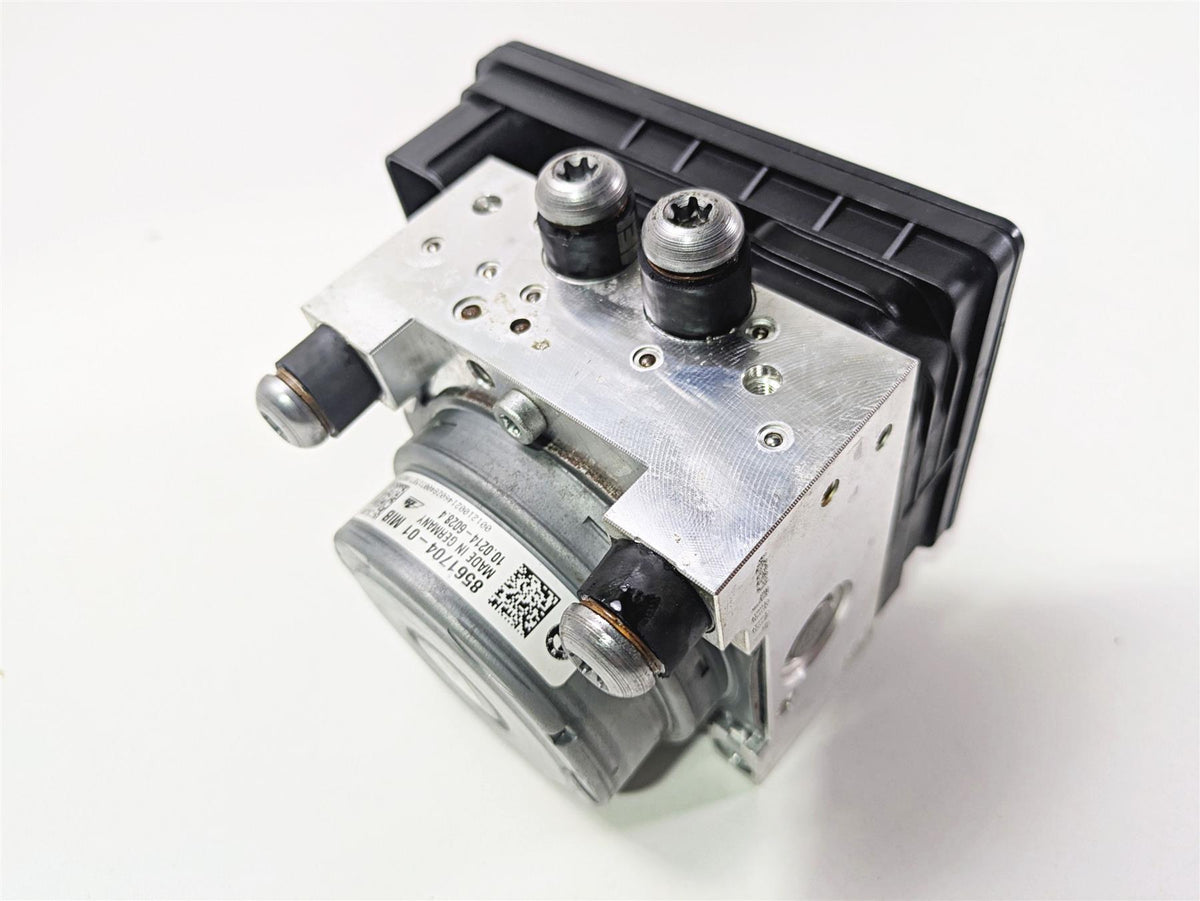 2016 BMW R1200RT K52 Abs Brake Pump Pressure Module 34519444398 {{ shop.shopifyCountryName }} - Mototech271