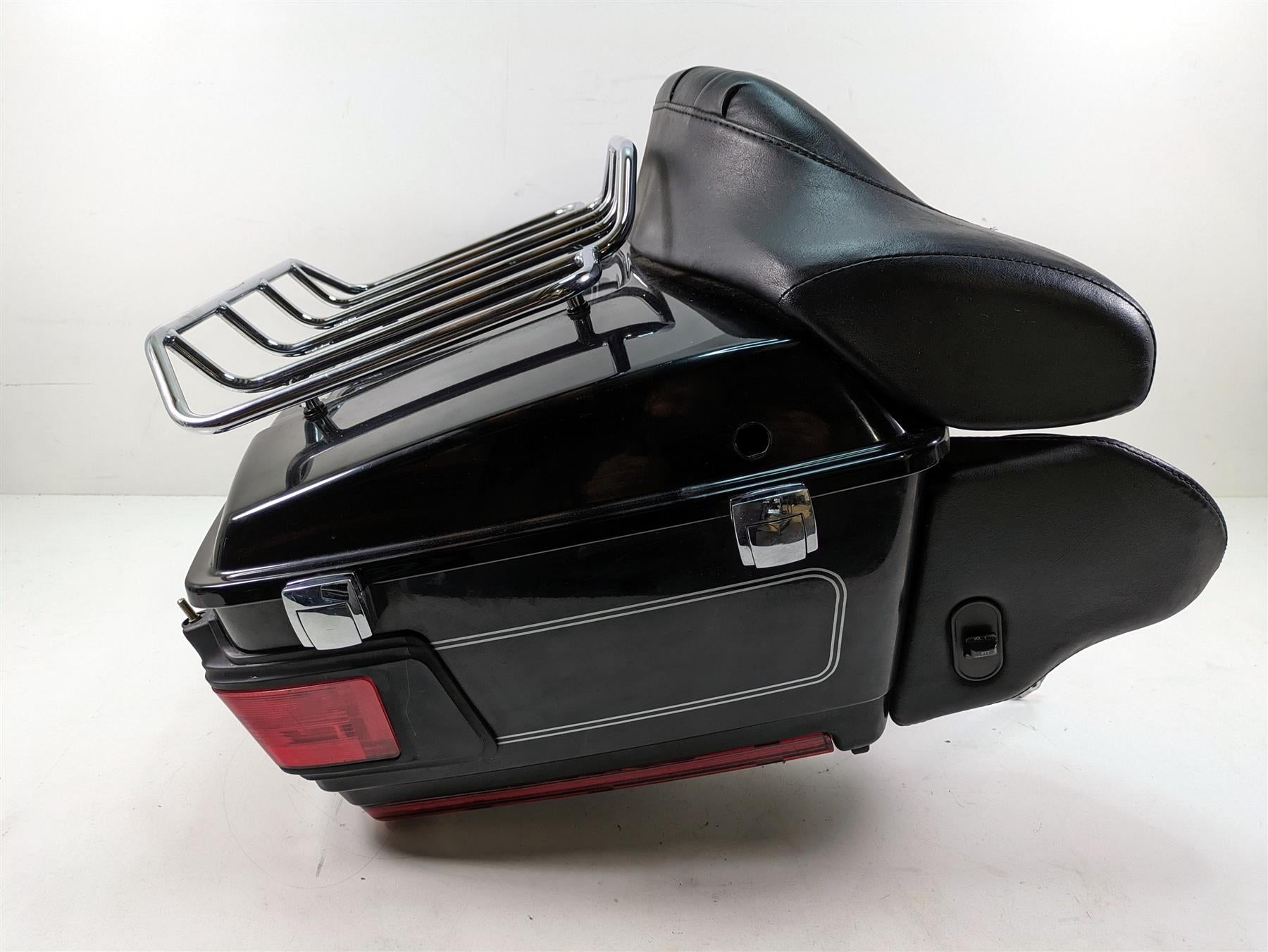 2006 Harley Touring FLHTCUI Electra Glide Vivid Black Silv Stripe Trunk 53128-06 {{ shop.shopifyCountryName }} - Mototech271