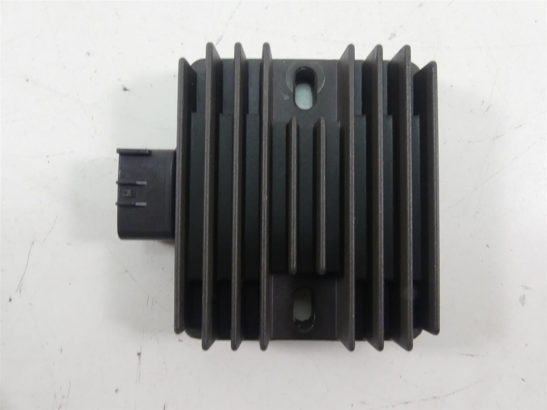 2017 Yamaha Waverunner EX Sport 1050 BS Rectifier Voltage Regulator 6D3-81960-00 {{ shop.shopifyCountryName }} - Mototech271