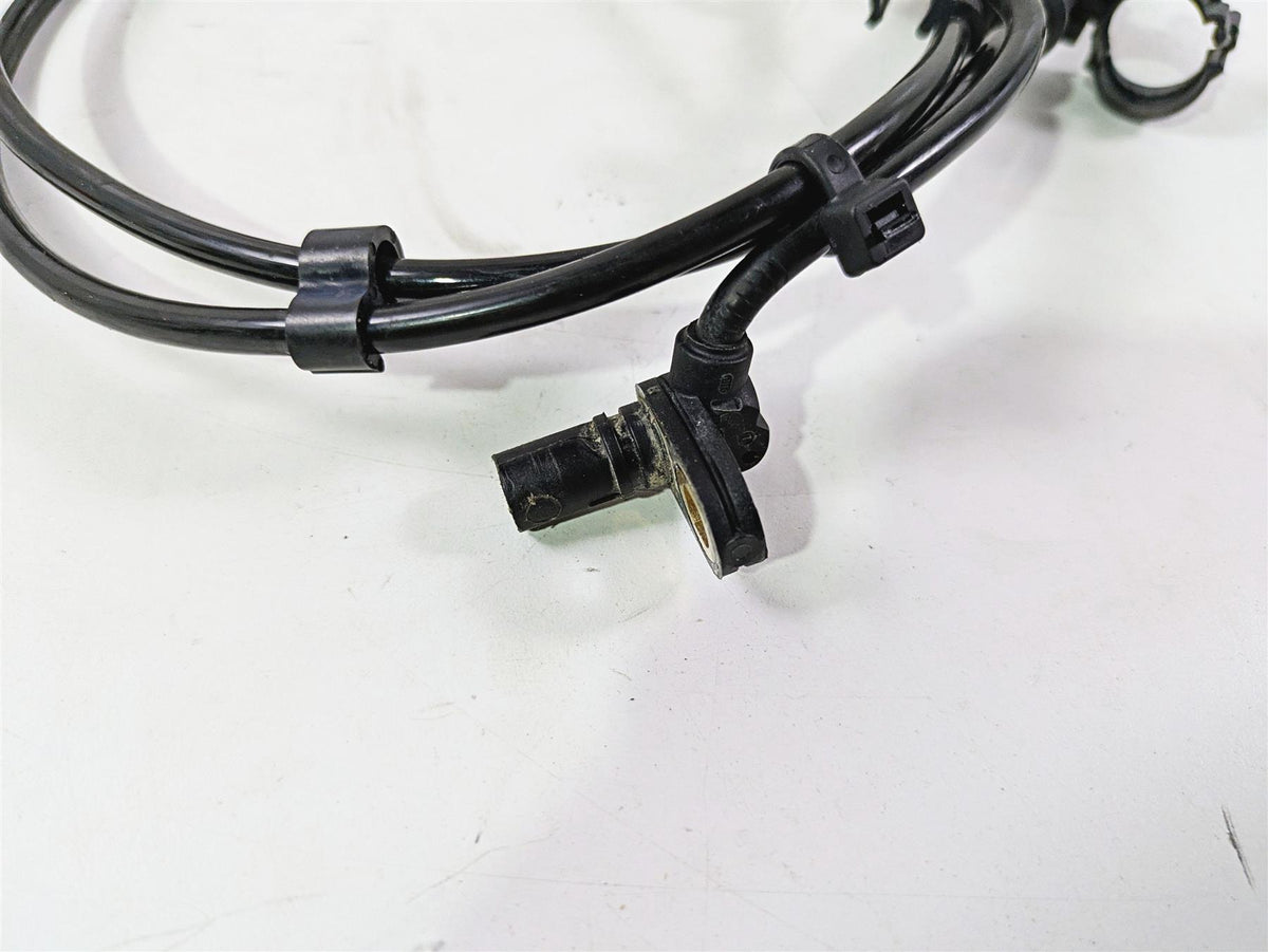 2017 BMW F800GS Adv K75 Front Abs Brake Wheel Speed Sensor 34527715117 {{ shop.shopifyCountryName }} - Mototech271