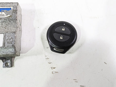 2018 Indian Chieftain Dark Horse Vcm Vehicle Control Module & Fob 2414229 {{ shop.shopifyCountryName }} - Mototech271