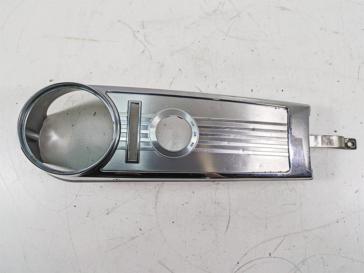 2011 Harley Touring FLHR Road King Fuel Tank Cover Console Dash 60960-08 {{ shop.shopifyCountryName }} - Mototech271