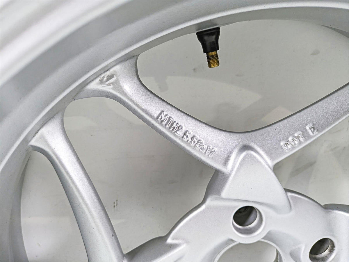 2007 BMW R1200RT K26 Straight 17x5.5 Rear Wheel Rim 36317683070 {{ shop.shopifyCountryName }} - Mototech271