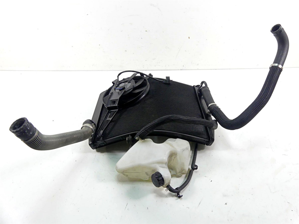 2010 Kawasaki ZX1400 ZX14 R Ninja Radiator Fan Reservoir Hoses Set 39061-0080 {{ shop.shopifyCountryName }} - Mototech271