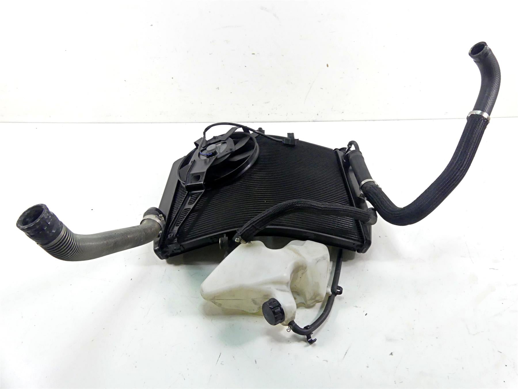 2010 Kawasaki ZX1400 ZX14 R Ninja Radiator Fan Reservoir Hoses Set 39061-0080 | Mototech271