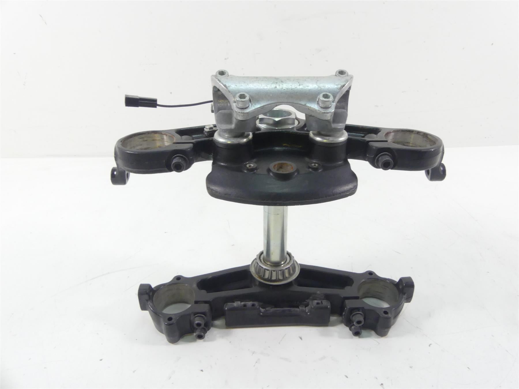 2014 Harley Touring FLHTK Electra Glide Triple Tree Clamp Set 41mm 45900091A | Mototech271